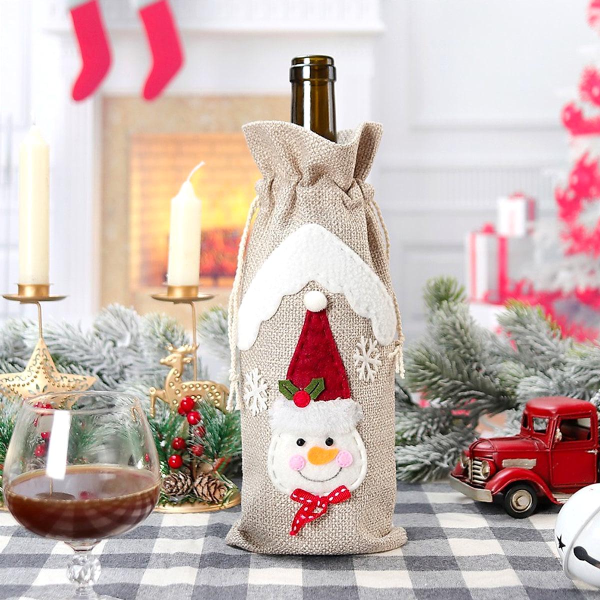 Överdrag till vinflaska i tyg – tomte, ren eller snögubbe