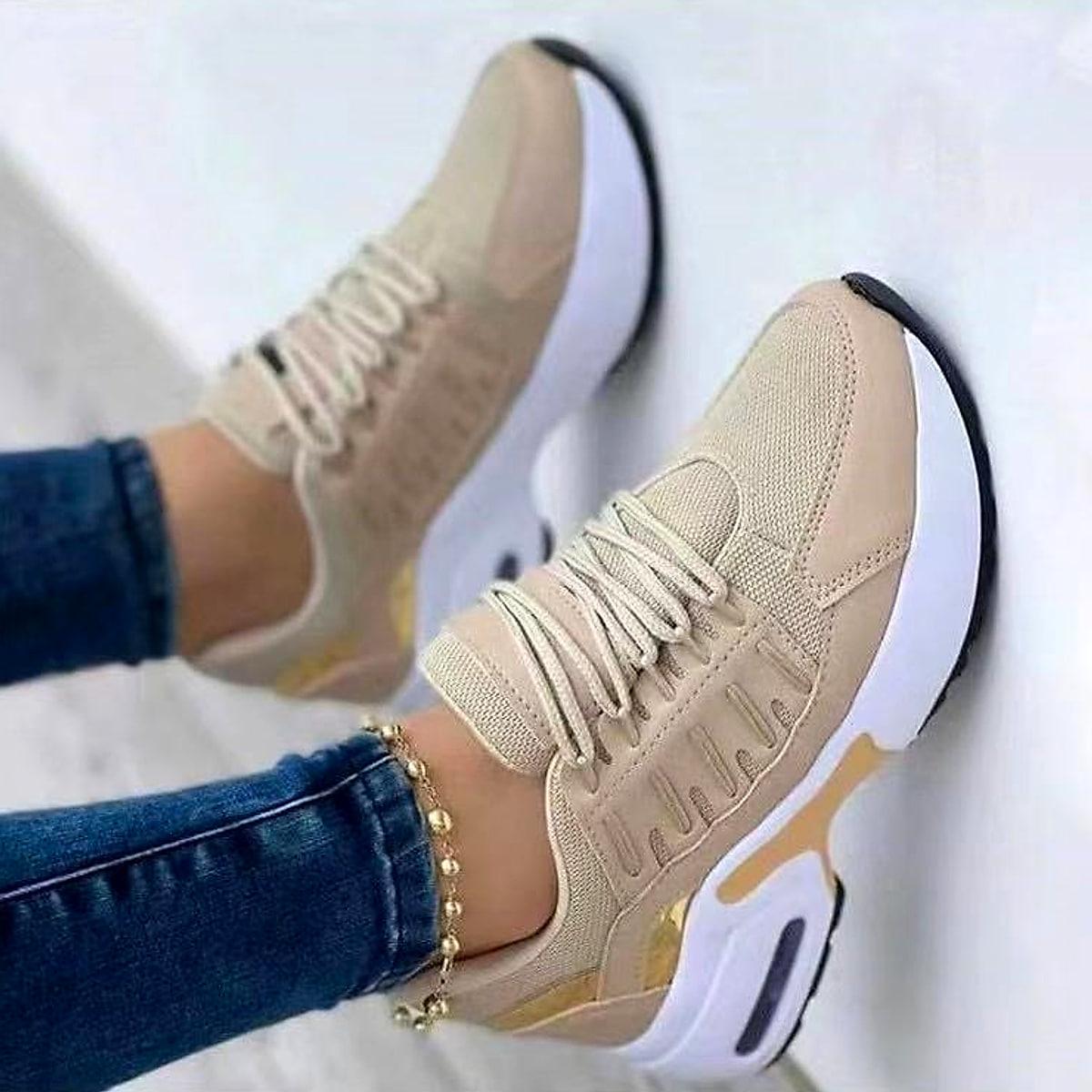 Sneakers med kilklack och mesh för dam – träning och vardag
