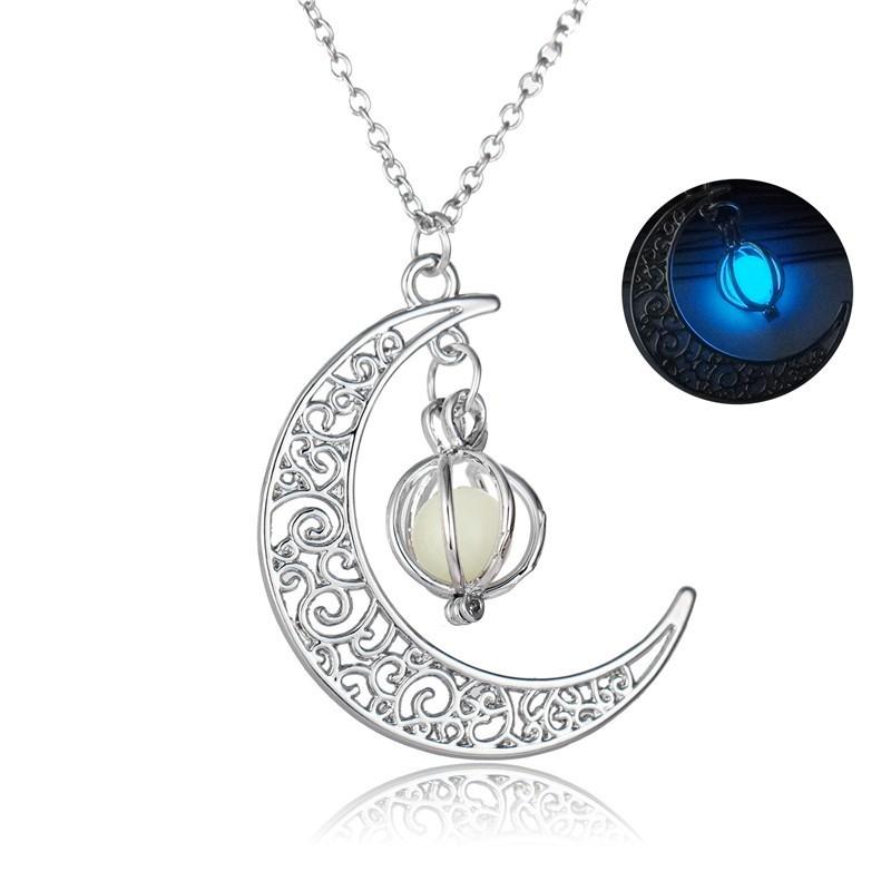 Halsband med självlysande sten och måne