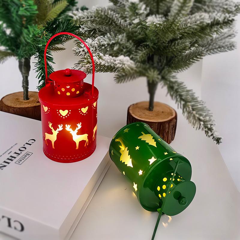 Lykta med LED-ljus – flamlöst kronljus för jul och vinter