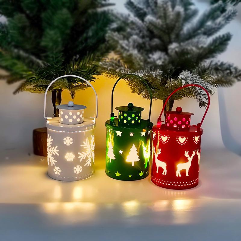 Lykta med LED-ljus – flamlöst kronljus för jul och vinter