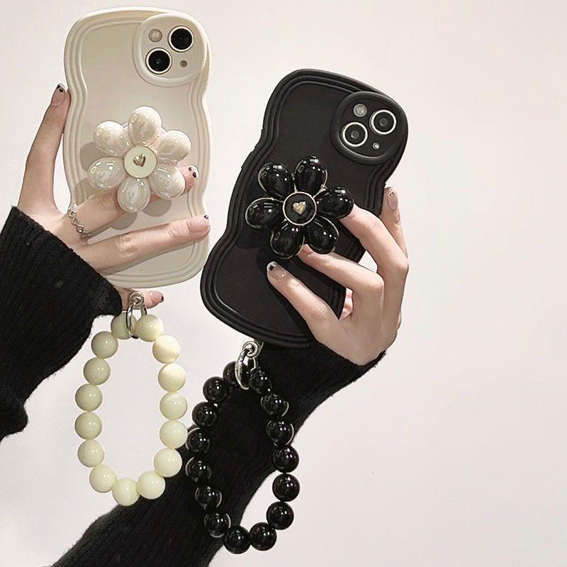 Mobilskal med blomställ – passar iPhone 13–16
