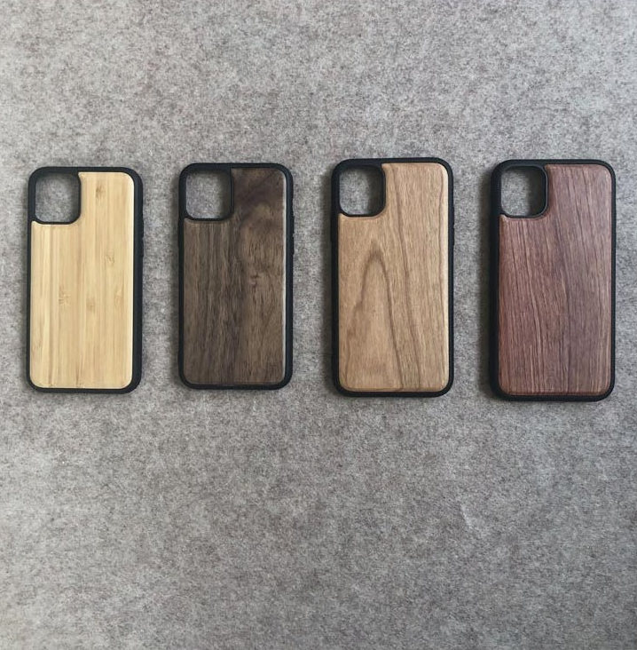 Mobilskal med träyta – passar iPhone 15