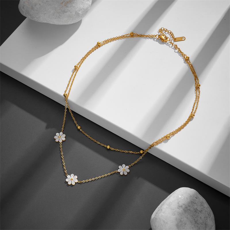 Smycken med prästkrage i rostfritt stål – halsband, armband och örhängen