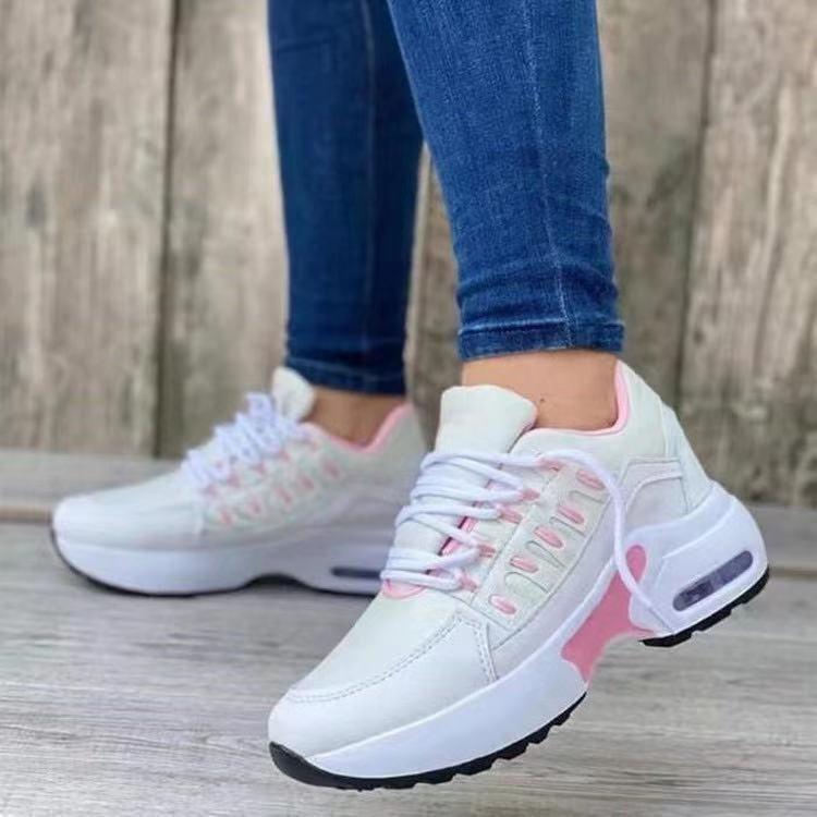 Sneakers med kilklack och mesh för dam – träning och vardag
