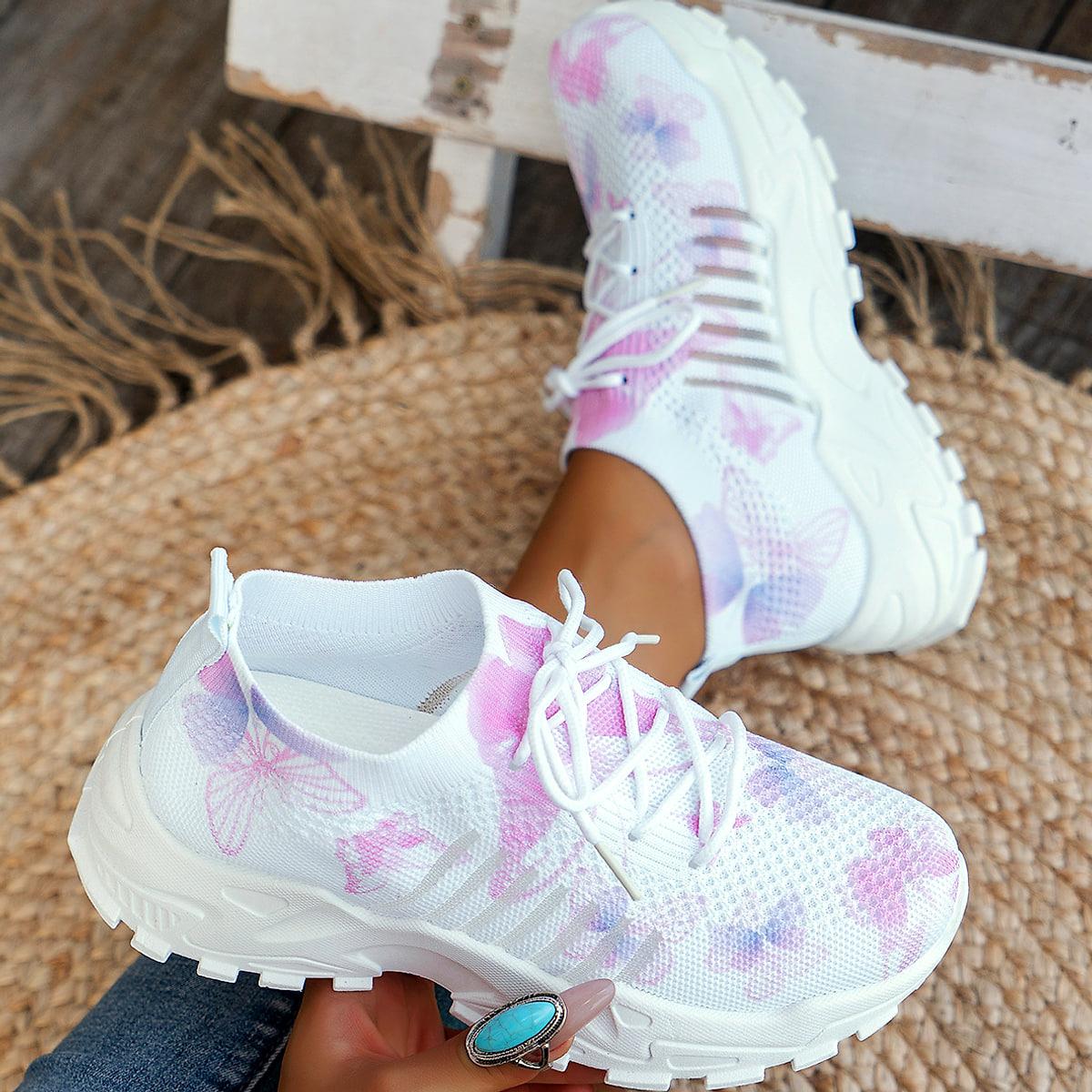 Sneakers i mesh med fjärilstryck – dam