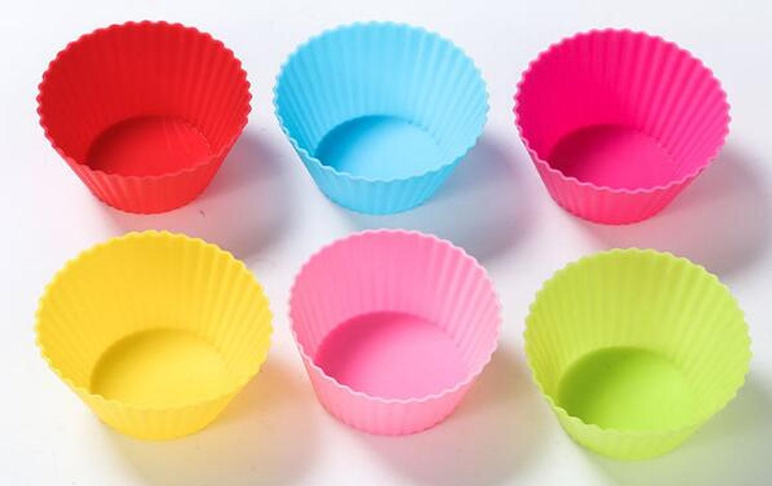 Muffinsformar i silikon 12-pack – återanvändbara, sex färger